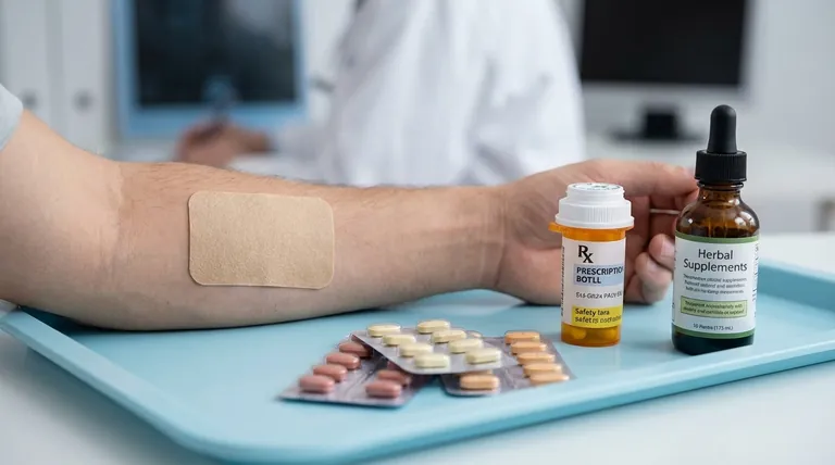 グラニセトロン経皮吸収型製剤と相互作用してセロトニン症候群を引き起こす可能性のある薬物は?主なリスクの説明