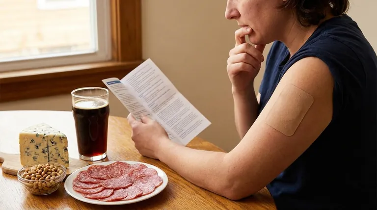 セレギリン経皮パッチを使用する際に避けるべき食べ物や飲み物は?食事のガイドラインで安全を保つ