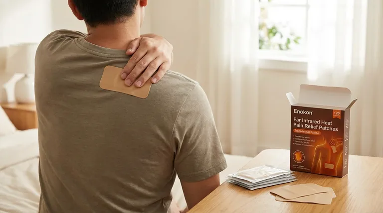 Quais são as principais vantagens dos adesivos transdérmicos na administração de medicamentos?Revolucionando o atendimento ao paciente com soluções não invasivas