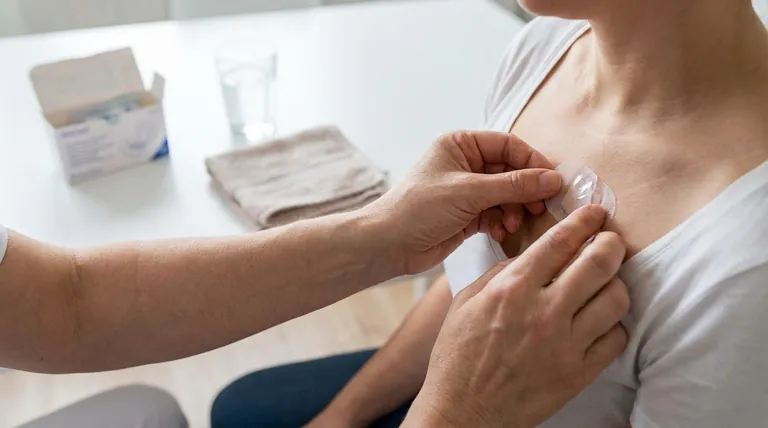 如何贴敷和使用芬太尼贴片?安全有效的止痛指南