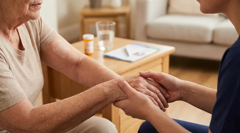 フェンタニルパッチを使用する際の老人への注意点とは?高齢患者に対する重要な安全上のヒント