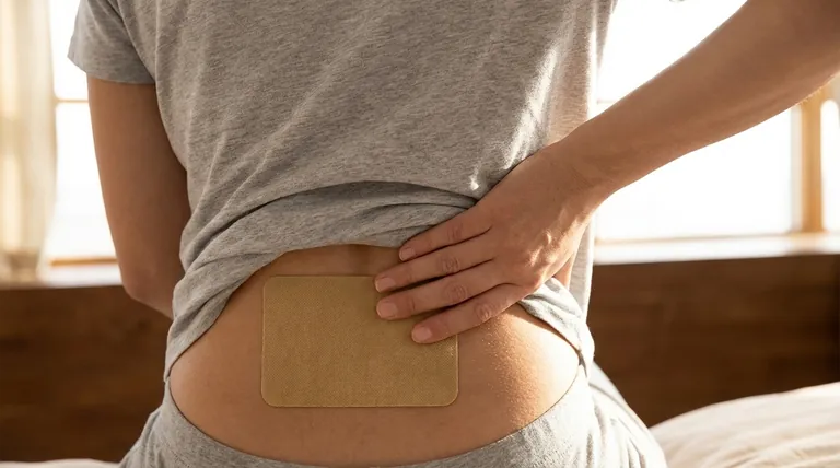 ¿Cuál es la principal ventaja de la administración de fármacos mediante parches transdérmicos?Mejora el cumplimiento y la seguridad